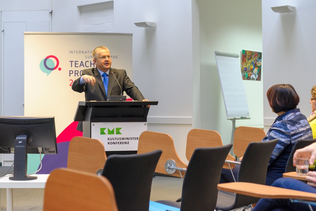 Laurence Nodder, CEO, UWC Robert Bosch College (Stuttgart, Germany)